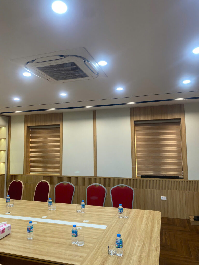 Lắp Đặt Rèm Cửa Cho Ngân Hàng Agribank: Giải Pháp Chuyên Nghiệp 2 lap-dat-rem-cua-cho-ngan-hang-agribank